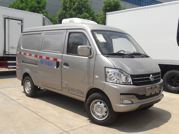 长安V3冷藏车