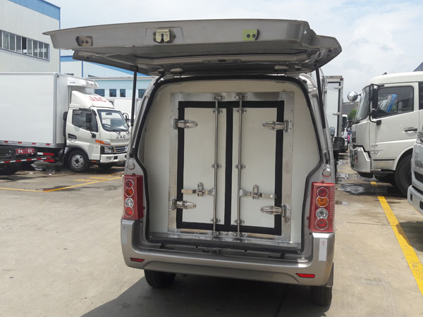 江淮帅铃4米冷藏车 
