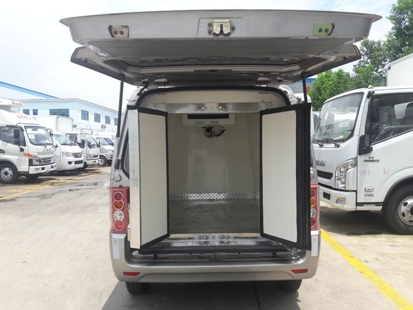 江淮帅铃4米冷藏车 
