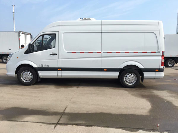 福田图雅诺药品冷藏车 