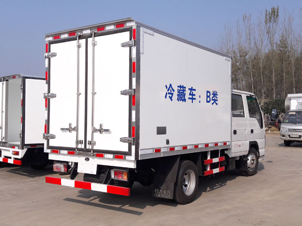 五十铃双排座冷藏车