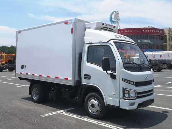 上汽跃进福运S80冷藏车(柴油版)
