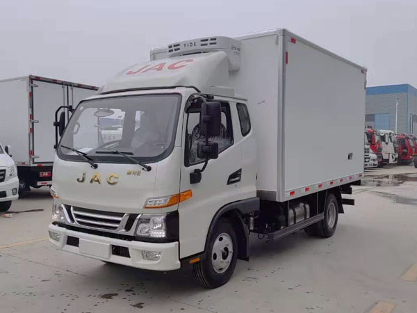 江淮帅铃E冷藏车(排半)
