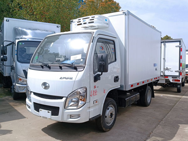 跃进小福星S70冷藏车