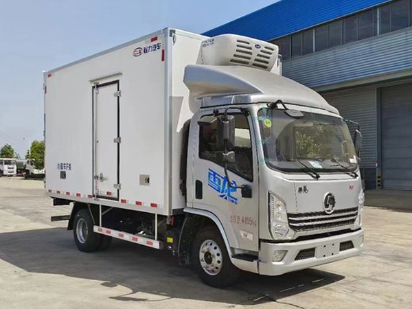 陕汽德龙K1冷藏车