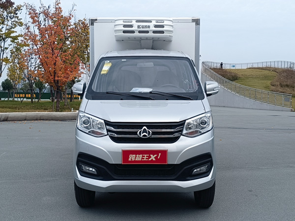 长安跨越王X1冷藏车