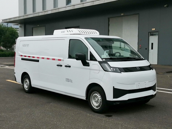 吉利远程V8E纯电动冷藏车