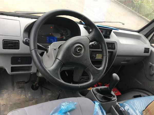 福田驭菱VQ1冷藏车(后双轮)