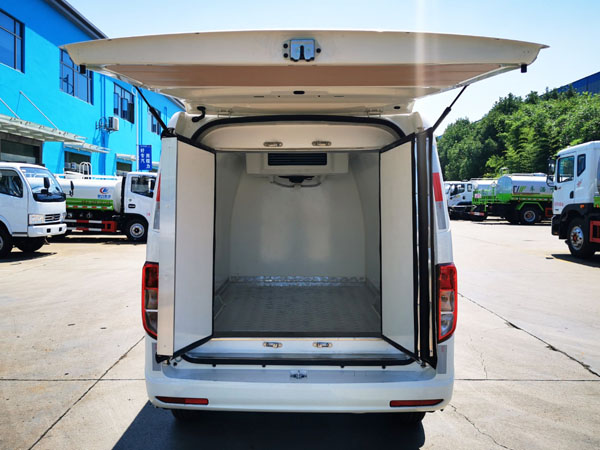 长安跨越星V3冷藏车，长安小型面包冷藏车，长安V3面包冷藏车，长安面包型冷藏车