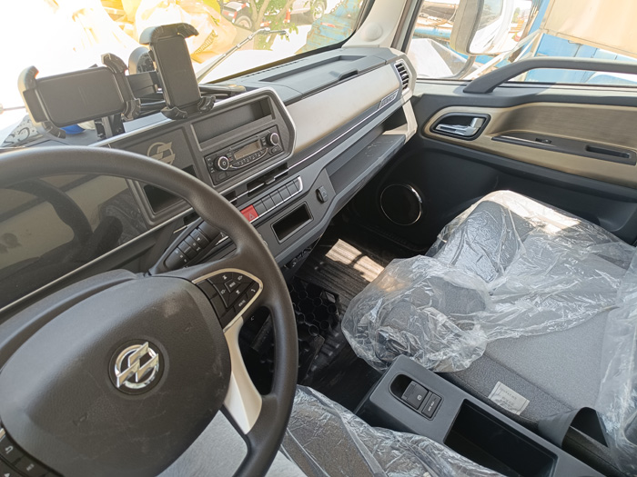 东风华神HV3E纯电动冷藏车，东风华神纯电动冷藏车，东风纯电动4.2米冷藏车，东风华神HV3E冷藏车