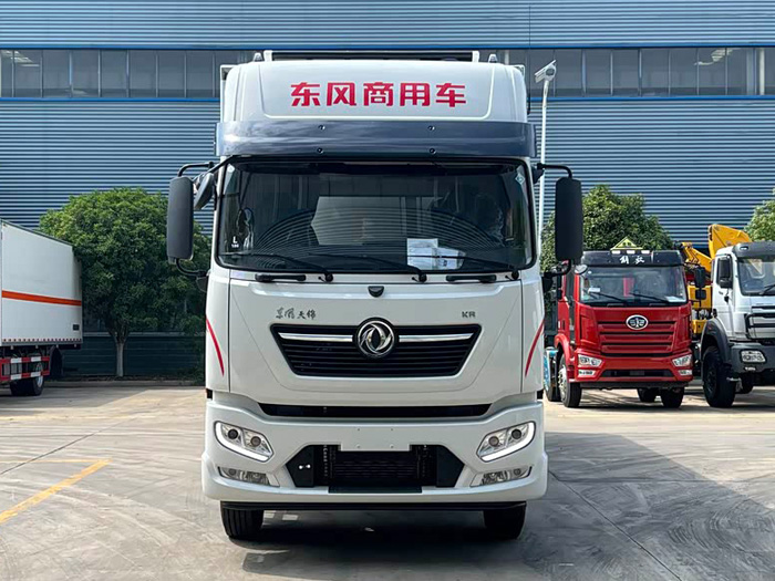 东风天锦KR PLUS冷藏车，东风天锦PLUS冷藏车，东风天锦PLUS 6.8米冷藏车