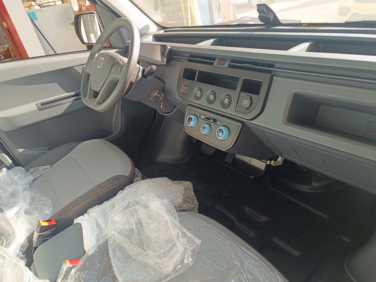 吉利远程星享F1E冷藏车，吉利远程F1E冷藏车，吉利远程纯电动小型冷藏车，吉利小型纯电动冷藏车