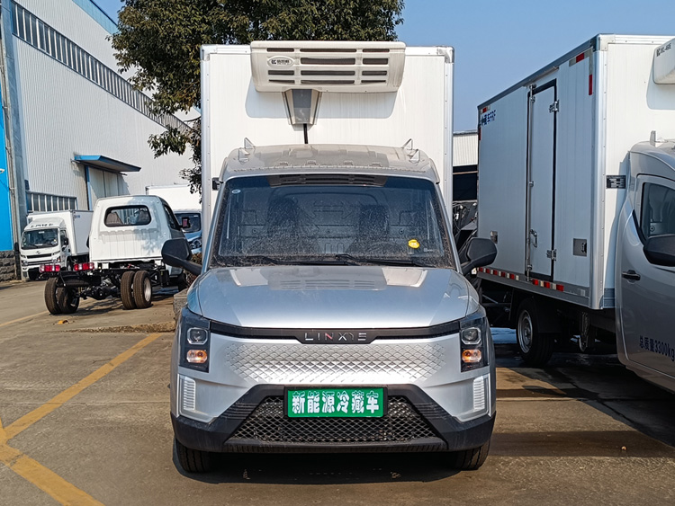 菱势黄金小卡冷藏车，五菱菱势黄金小卡纯电动冷藏车，菱势小卡纯电动冷藏车，五菱菱势纯电动冷藏车